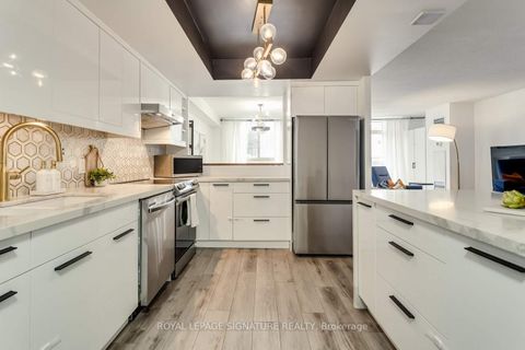 Photo 7 at 108 - 271 Ridley Boulevard, Nortown, Toronto