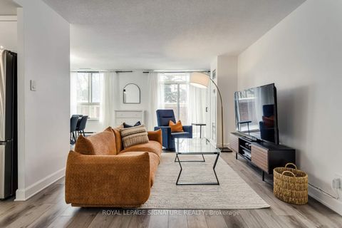 Photo 10 at 108 - 271 Ridley Boulevard, Nortown, Toronto