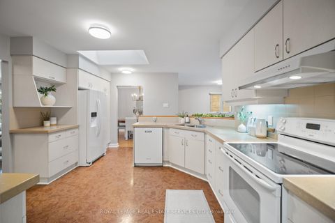 Photo 10 at 121 Elvaston Drive, Victoria Village, Toronto