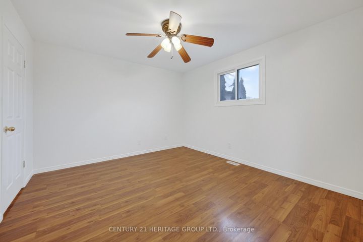 Photo 14 at 111 Ondrey Street, Bradford, Bradford West Gwillimbury