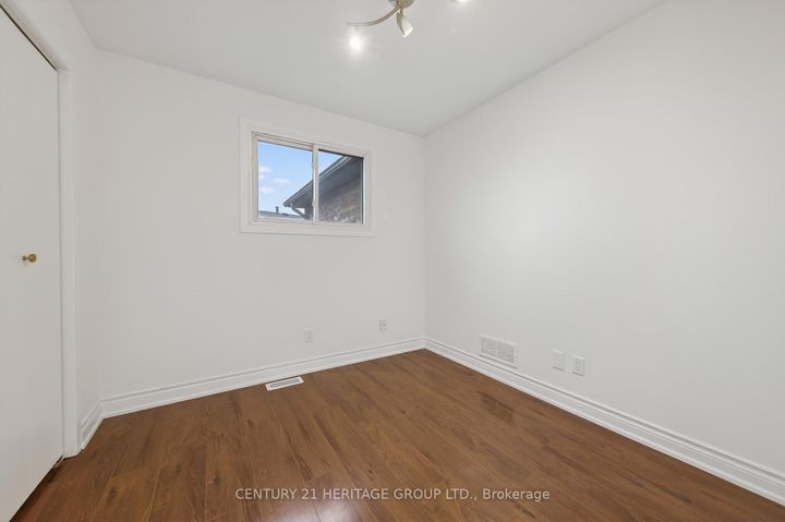 Photo 19 at 111 Ondrey Street, Bradford, Bradford West Gwillimbury