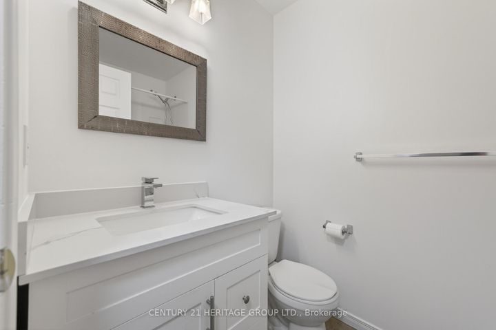 Photo 24 at 111 Ondrey Street, Bradford, Bradford West Gwillimbury