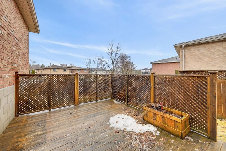 Photo 42 at 111 Ondrey Street, Bradford, Bradford West Gwillimbury