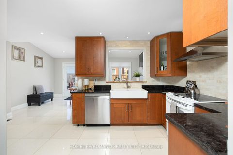 Photo 1 at 36 Brougham Drive, East Woodbridge, Vaughan