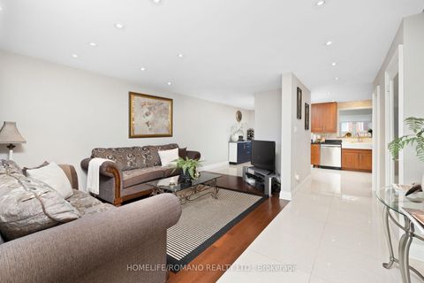 Photo 9 at 36 Brougham Drive, East Woodbridge, Vaughan