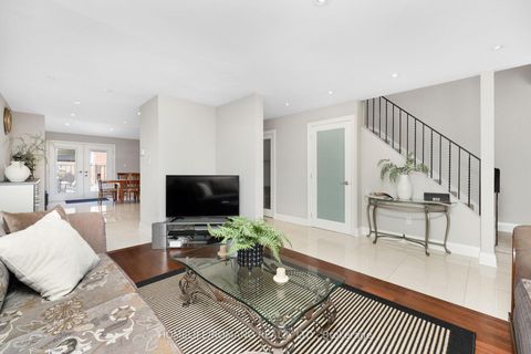 Photo 12 at 36 Brougham Drive, East Woodbridge, Vaughan