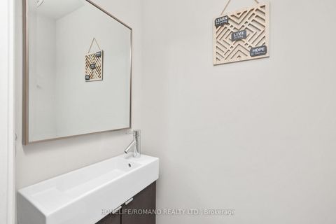 Photo 13 at 36 Brougham Drive, East Woodbridge, Vaughan