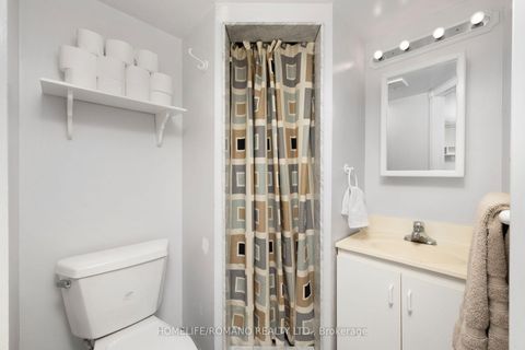 Photo 25 at 36 Brougham Drive, East Woodbridge, Vaughan