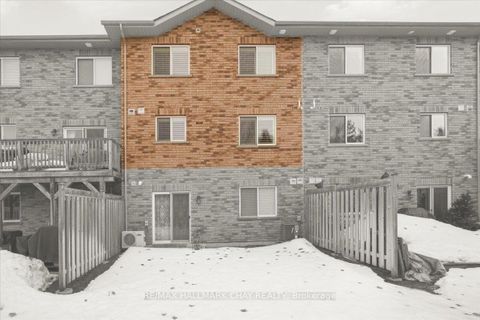 Photo 1 at 12 - 53 FERNDALE Drive S, Ardagh, Barrie