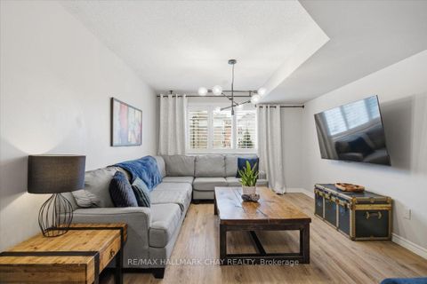 Photo 4 at 12 - 53 FERNDALE Drive S, Ardagh, Barrie