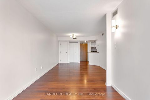 Photo 4 at 1202 - 1001 Bay Street, Bay Street Corridor, Toronto