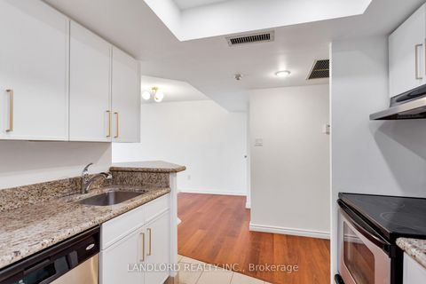 Photo 12 at 1202 - 1001 Bay Street, Bay Street Corridor, Toronto