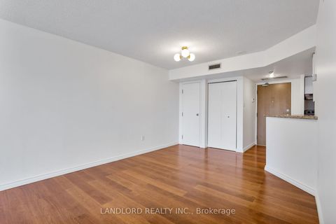 Photo 14 at 1202 - 1001 Bay Street, Bay Street Corridor, Toronto