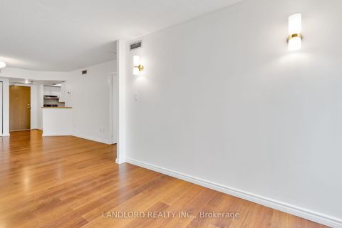 Photo 19 at 1202 - 1001 Bay Street, Bay Street Corridor, Toronto