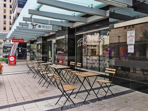 Photo 5 at 1 - 382 Yonge Street, Bay Street Corridor, Toronto