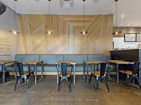 Photo 13 at 1 - 382 Yonge Street, Bay Street Corridor, Toronto