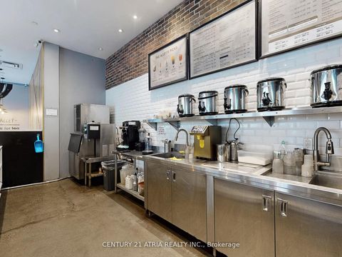 Photo 18 at 1 - 382 Yonge Street, Bay Street Corridor, Toronto