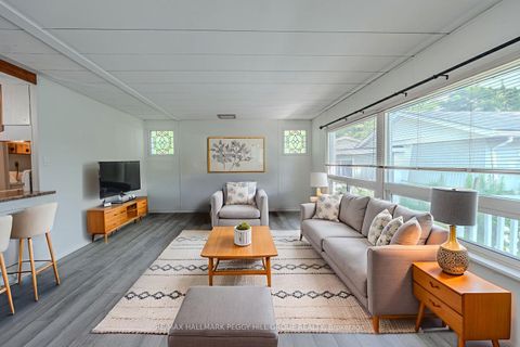 Photo 1 at 85 Hawthorne Drive, Rural Innisfil, Innisfil