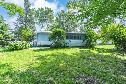 Photo 10 at 85 Hawthorne Drive, Rural Innisfil, Innisfil