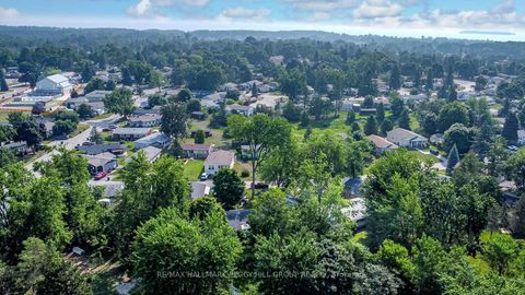 Photo 11 at 85 Hawthorne Drive, Rural Innisfil, Innisfil