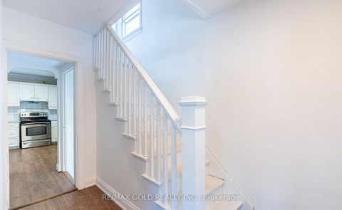 Photo 10 at 65 Long Branch Avenue, Long Branch, Toronto