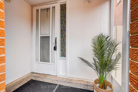 Photo 2 at 151 Campbell Avenue, Yorkhill, Vaughan