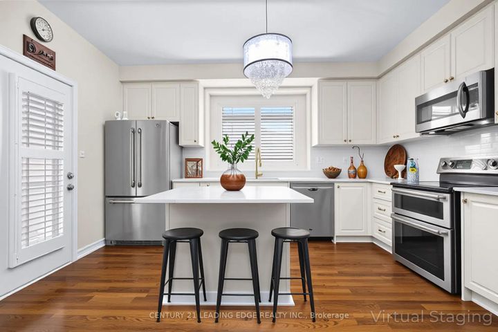 Photo 5 at 35 Lobelia Street, Wellington, Brampton