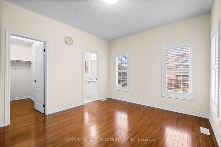 Photo 12 at 35 Lobelia Street, Wellington, Brampton