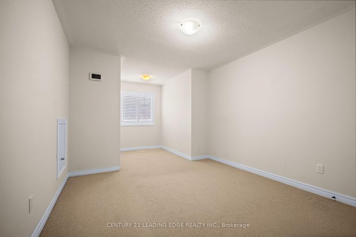 Photo 26 at 35 Lobelia Street, Wellington, Brampton