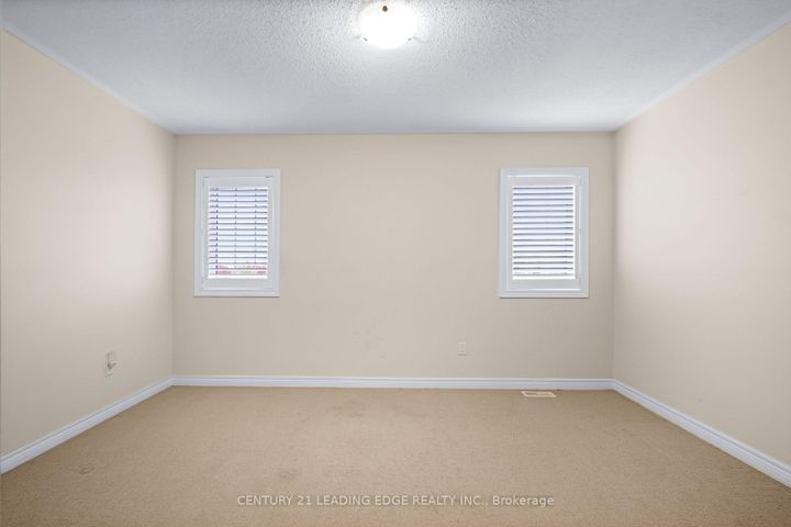 Photo 31 at 35 Lobelia Street, Wellington, Brampton