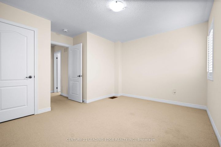 Photo 32 at 35 Lobelia Street, Wellington, Brampton