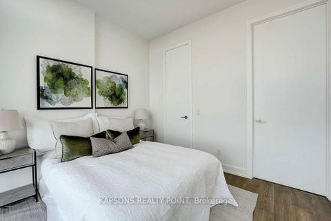 Photo 15 at 6512 - 7 Grenville Street, Bay Street Corridor, Toronto
