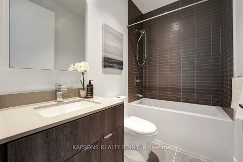 Photo 20 at 6512 - 7 Grenville Street, Bay Street Corridor, Toronto