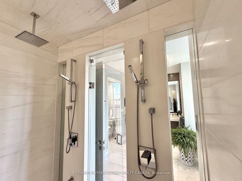 Photo 33 at 7 Thurloe Avenue, Mount Pleasant West, Toronto