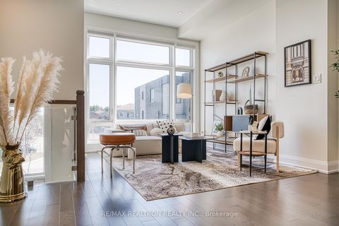 Photo 3 at 10 Hesperus Road, Patterson, Vaughan