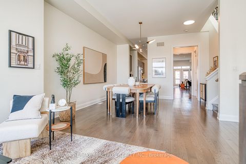 Photo 13 at 10 Hesperus Road, Patterson, Vaughan