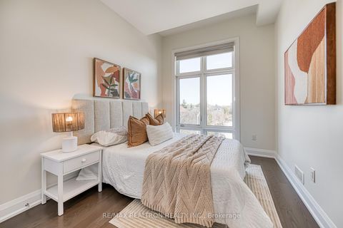 Photo 36 at 10 Hesperus Road, Patterson, Vaughan