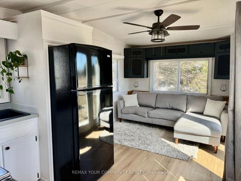 Photo 12 at 204 - 285 Crydermans Side Road, Baldwin, Georgina