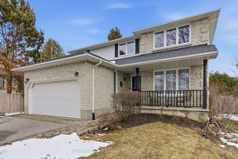 Photo 1 at 555 Peggoty Circle, Eastdale, Oshawa