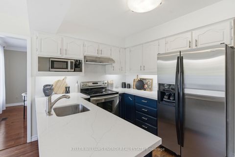 Photo 11 at 555 Peggoty Circle, Eastdale, Oshawa