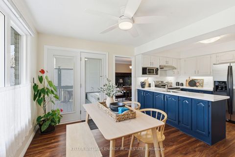 Photo 13 at 555 Peggoty Circle, Eastdale, Oshawa