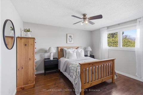 Photo 28 at 555 Peggoty Circle, Eastdale, Oshawa