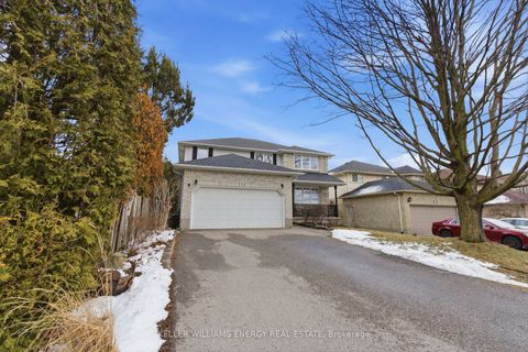 Photo 41 at 555 Peggoty Circle, Eastdale, Oshawa