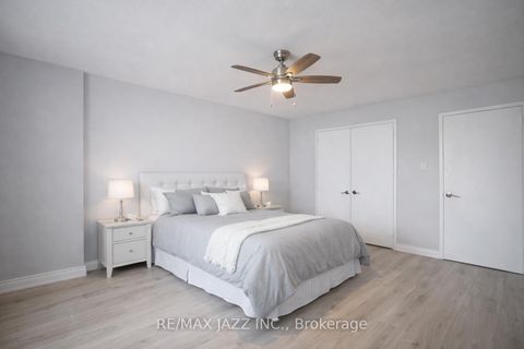 Photo 8 at 1008 - 10 Parkway Forest Drive, Henry Farm, Toronto