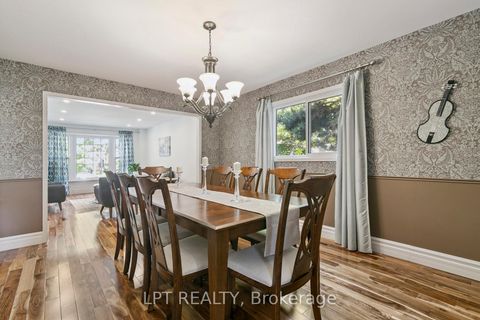 Photo 6 at 1823 The Chase, Central Erin Mills, Mississauga