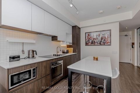 Photo 10 at 502 - 5 Buttermill Avenue, Vaughan Corporate Centre, Vaughan