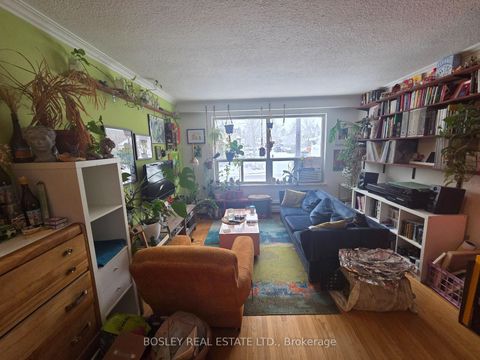 Photo 9 at 543 Davisville Avenue, Mount Pleasant East, Toronto