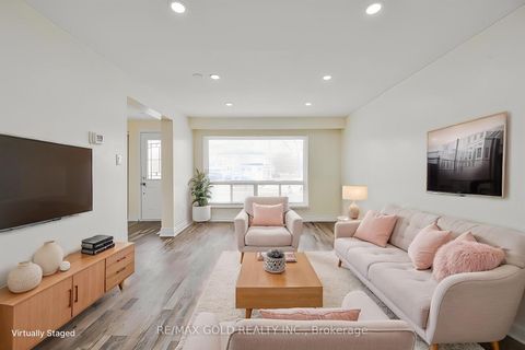 Photo 5 at 7755 Priory Crescent, Malton, Mississauga