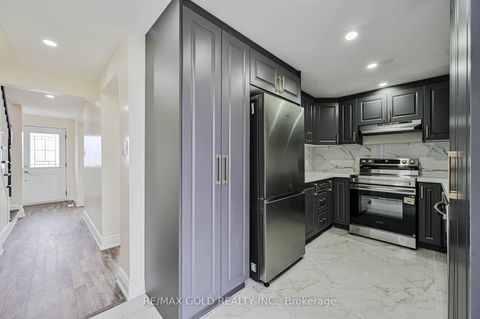 Photo 9 at 7755 Priory Crescent, Malton, Mississauga