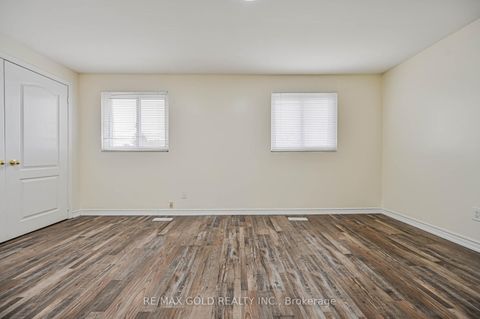 Photo 18 at 7755 Priory Crescent, Malton, Mississauga